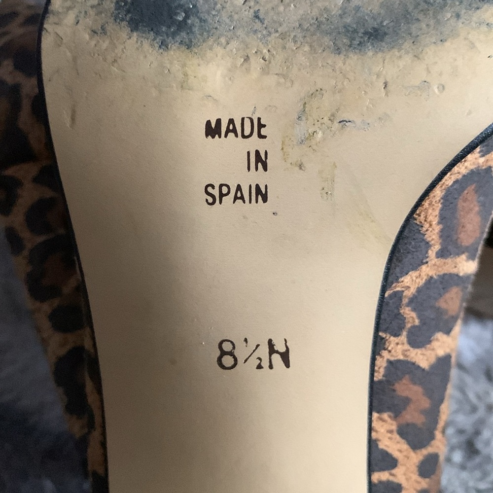 Costa Blanca Animal Print Heels — 8.5 Narrow - Picture 12 of 14